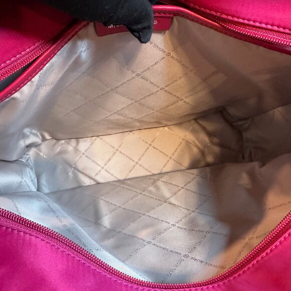 NWT Michael Kors Khai Large Nylon Tote Bag - Picture 7 of 8